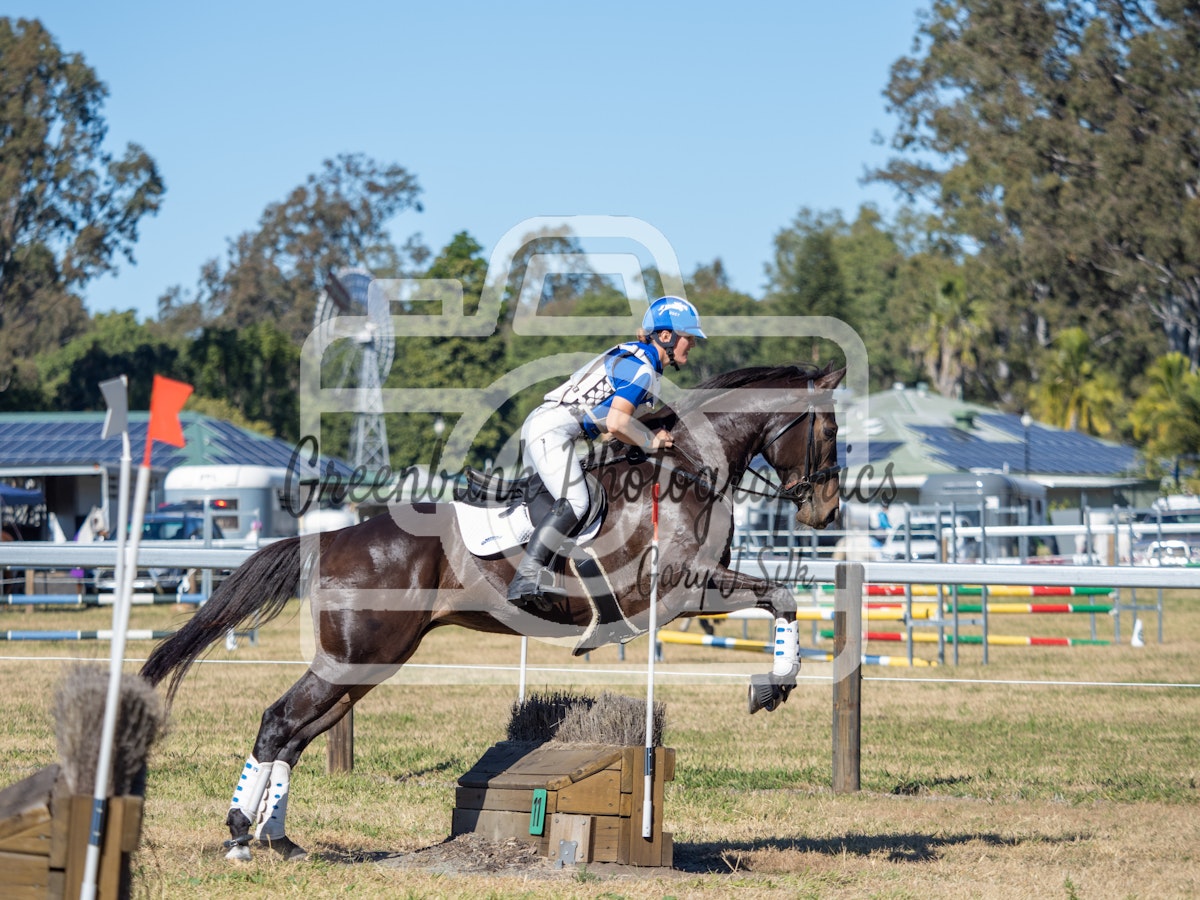 Tamborine Pony Club Gamblers Day - XC by Gary Silk